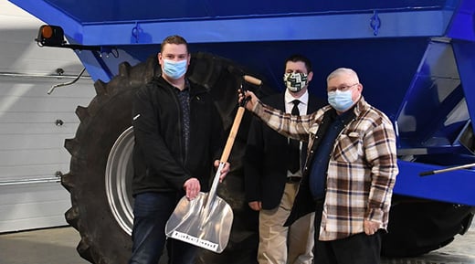 NEWS-ag-grain-cart-3