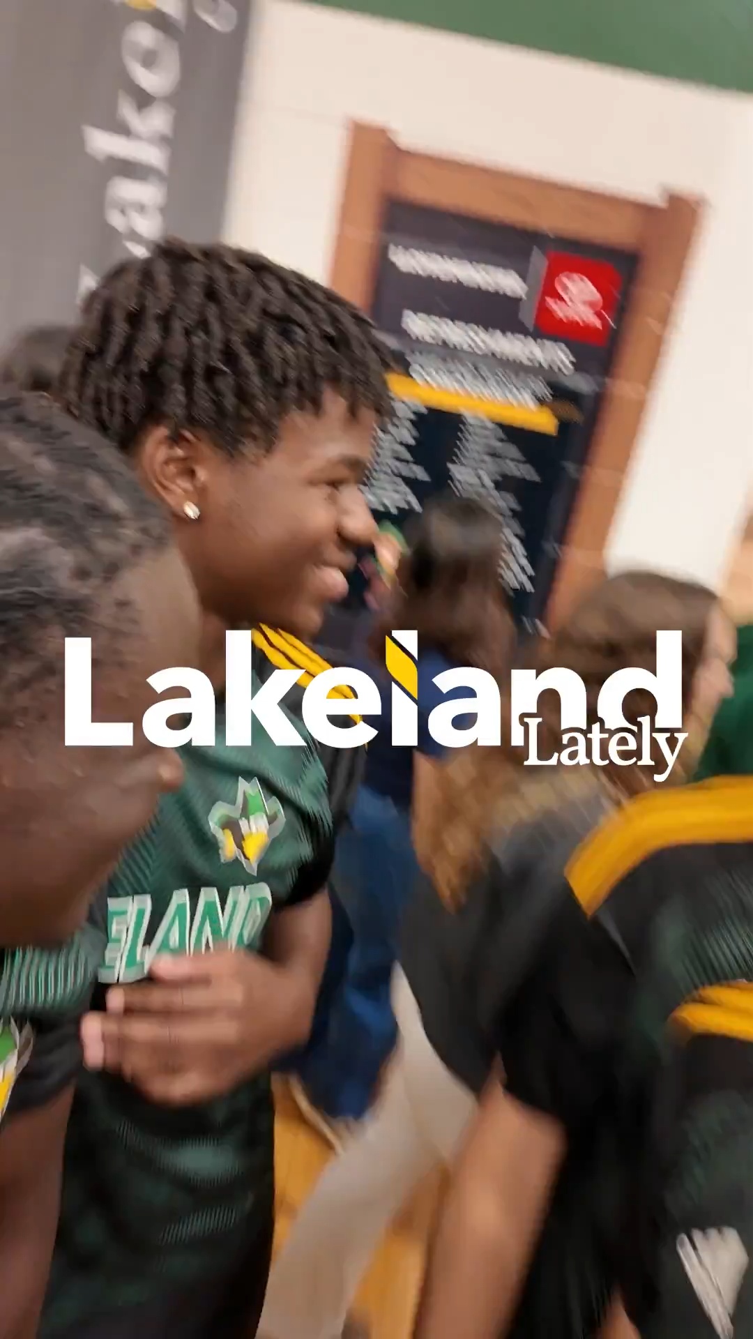 26_0921_LakelandLately_Vert33